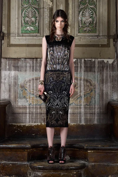 Look 3